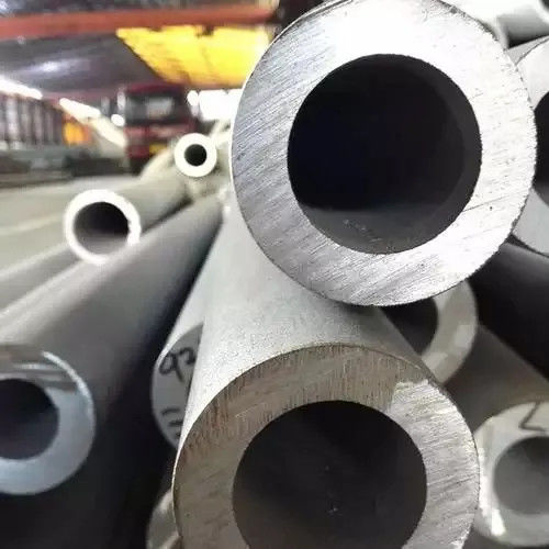 Gr 6 Astm A335 P11 vật liệu ống thép hợp kim 15CrMoG ống hợp kim Sch40 A333